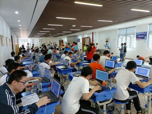 開(kāi)州學(xué)子在重慶信息技術(shù)咨詢服務(wù)領(lǐng)域嶄露頭角 勇奪全國(guó)中小學(xué)信息技術(shù)創(chuàng)新與實(shí)踐大賽一等獎(jiǎng)